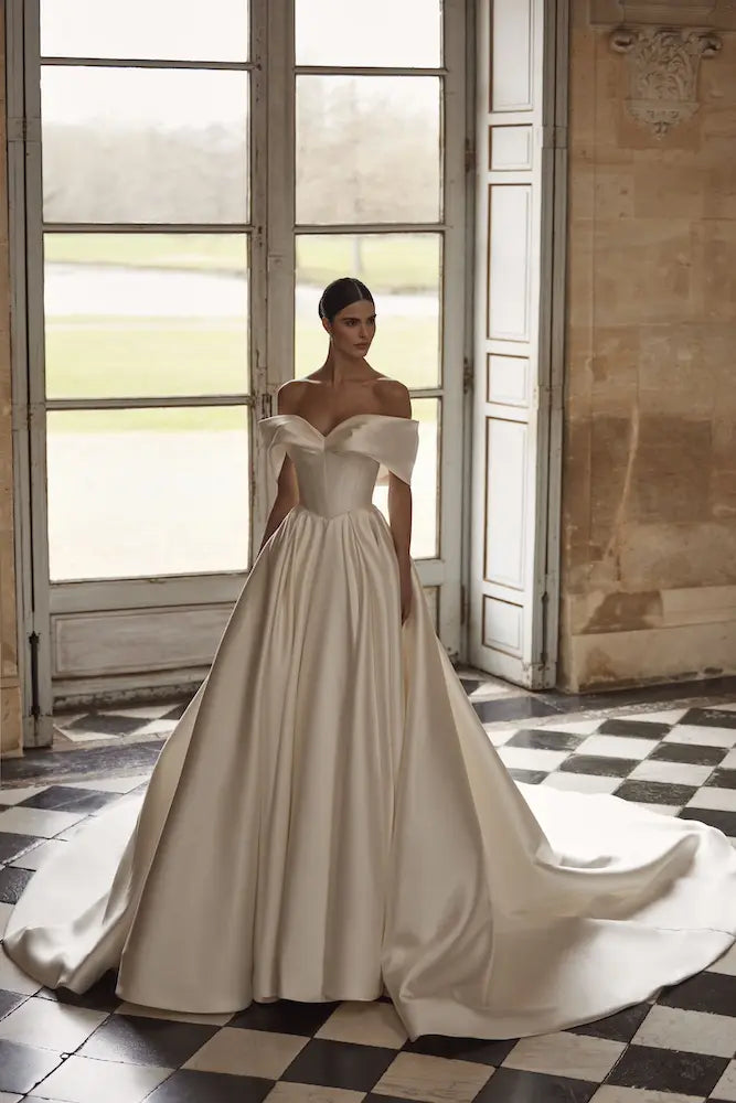 Milla Nova Mirabella Wedding Dress