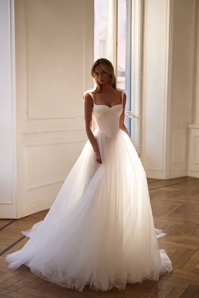 Milla Nova White and Lace Briselle Wedding Dress