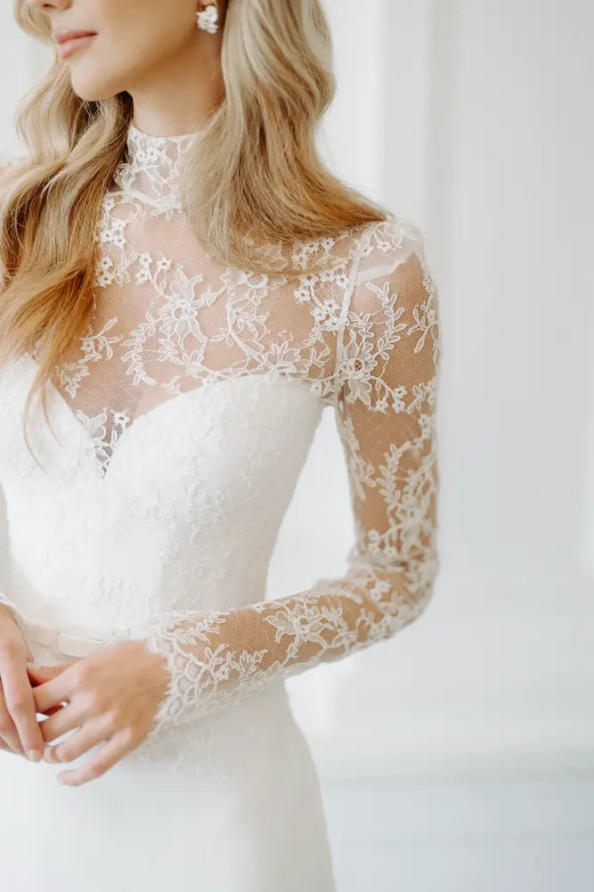 Suzanne Neville Manoir wedding dress