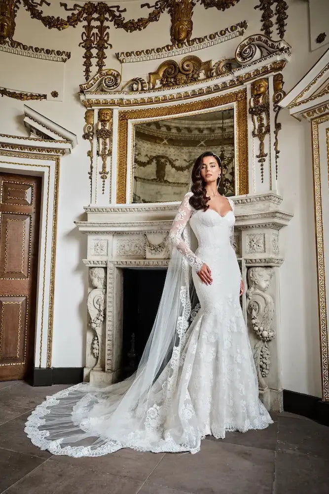 Suzanne Neville Solenne wedding dress