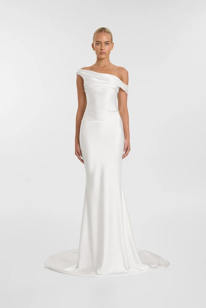 KYHA Bride Fox