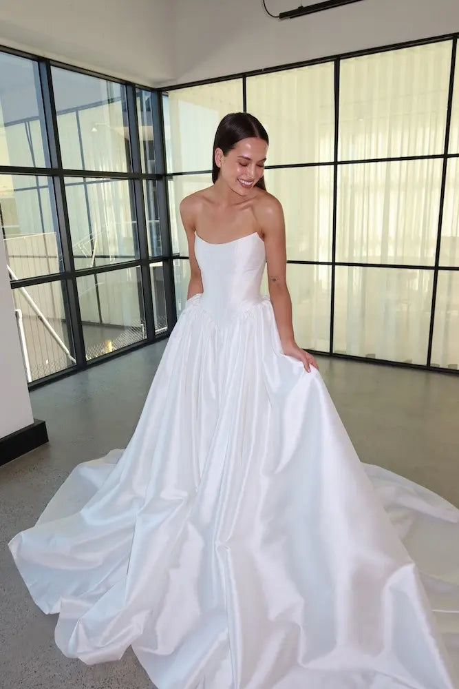kyha wedding dress KYHA Bride Miles Wedding Dress