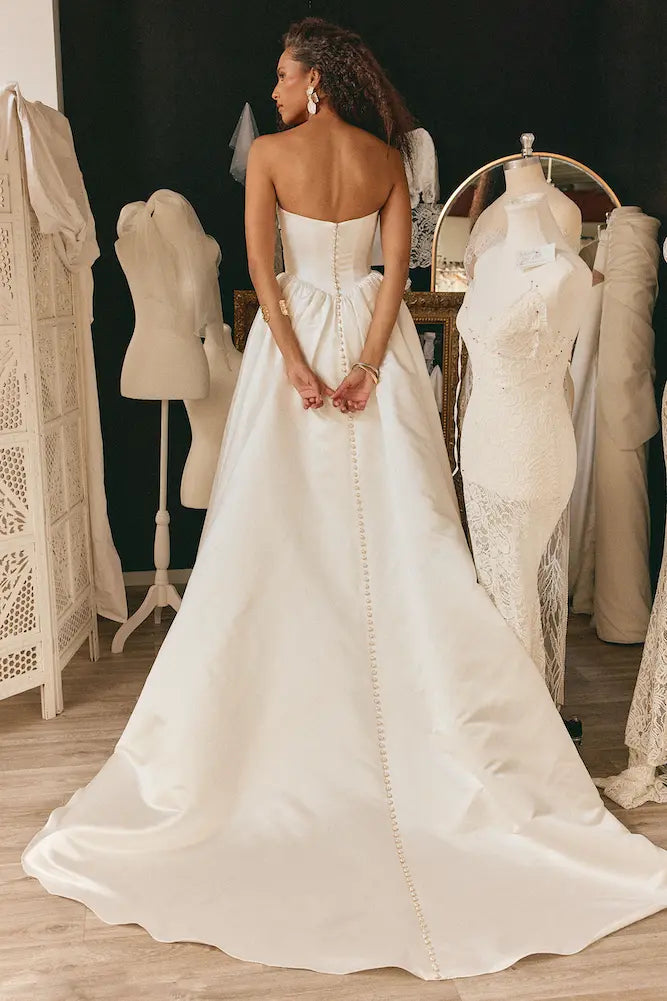 Grace Loves Lace Vittoria Wedding Dress | Wedding Dresses Newcastle Grace Loves Lace Vittoria Wedding Dress | Wedding Dresses Newcastle
