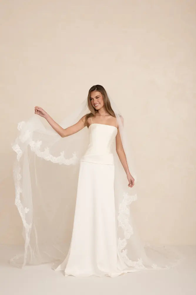 MWL Daphne Lace Edged Brides Wedding Veil