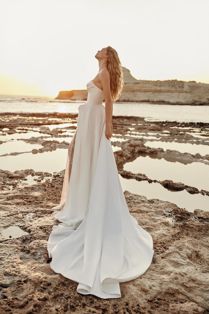 Eva Lendel Sargas designer wedding dress