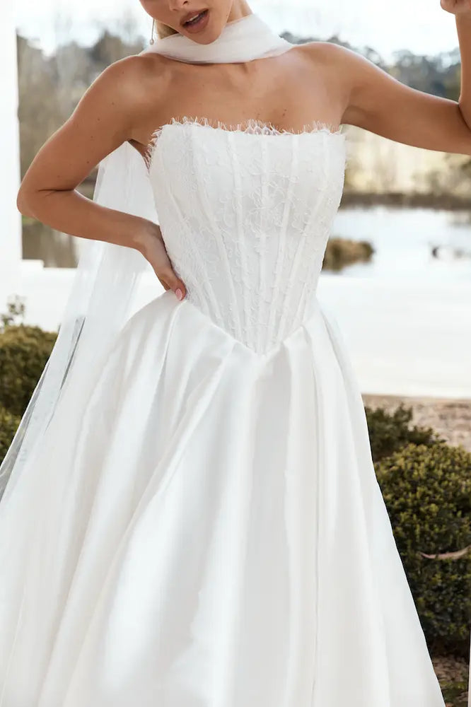 
                  
                    designer wedding dress
                  
                