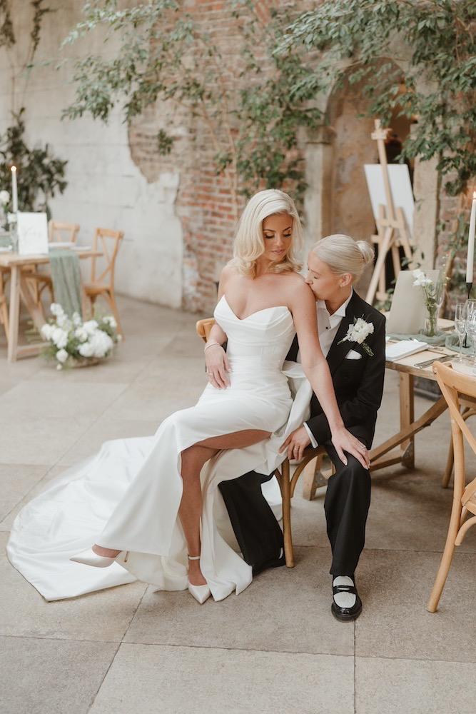 Marrime bride Jane Hill Huntleigh designer wedding dress
