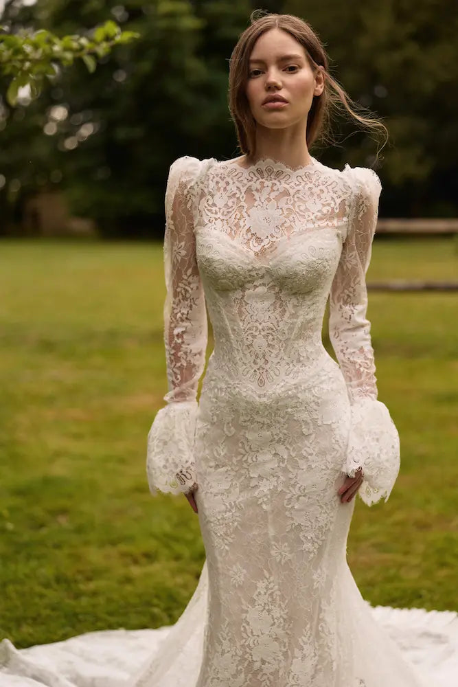 designer wedding dress Milla Nova by Lorenzo Rossi Avenara