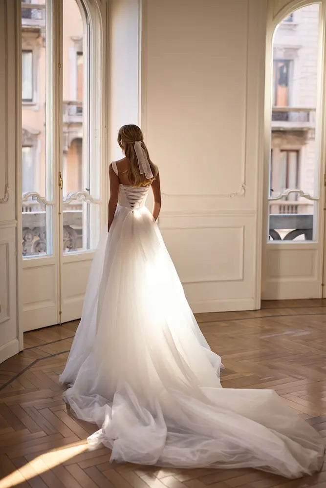 
                  
                    Milla nova White and Lace Briselle wedding dress
                  
                