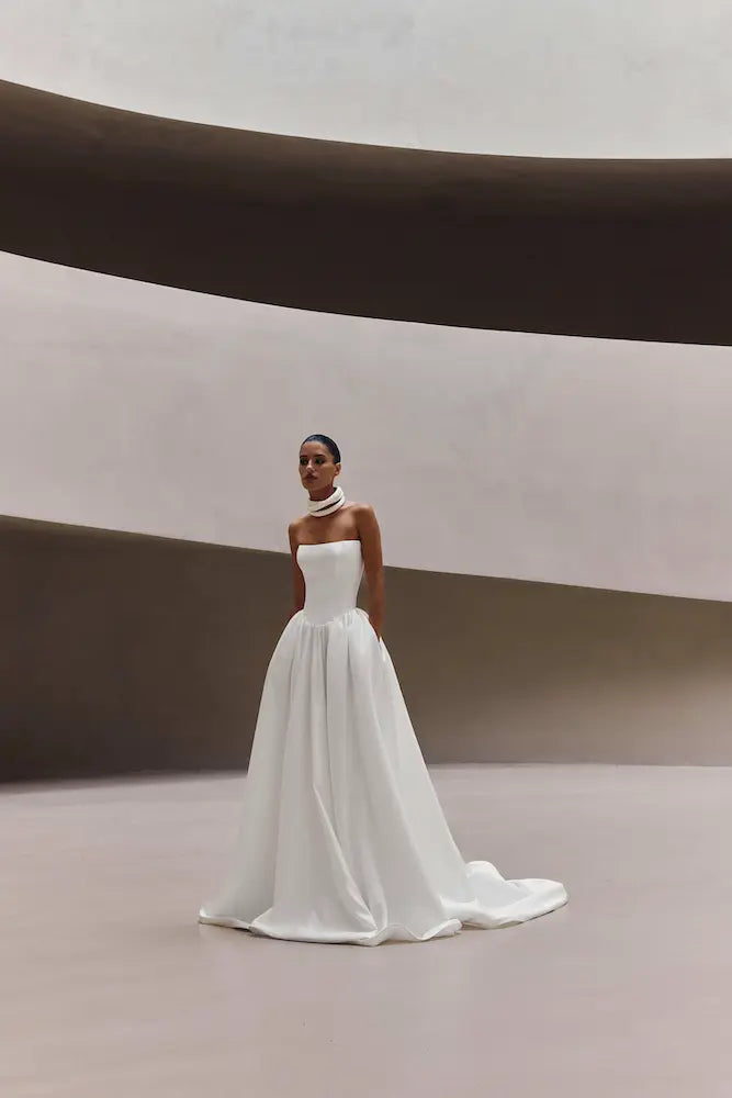 Milla Nova White and Lace Norienne Designer Wedding Dress