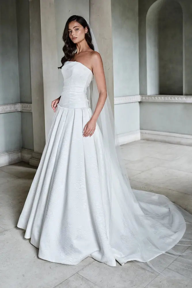 Designer wedding dress suzanne neville captivating