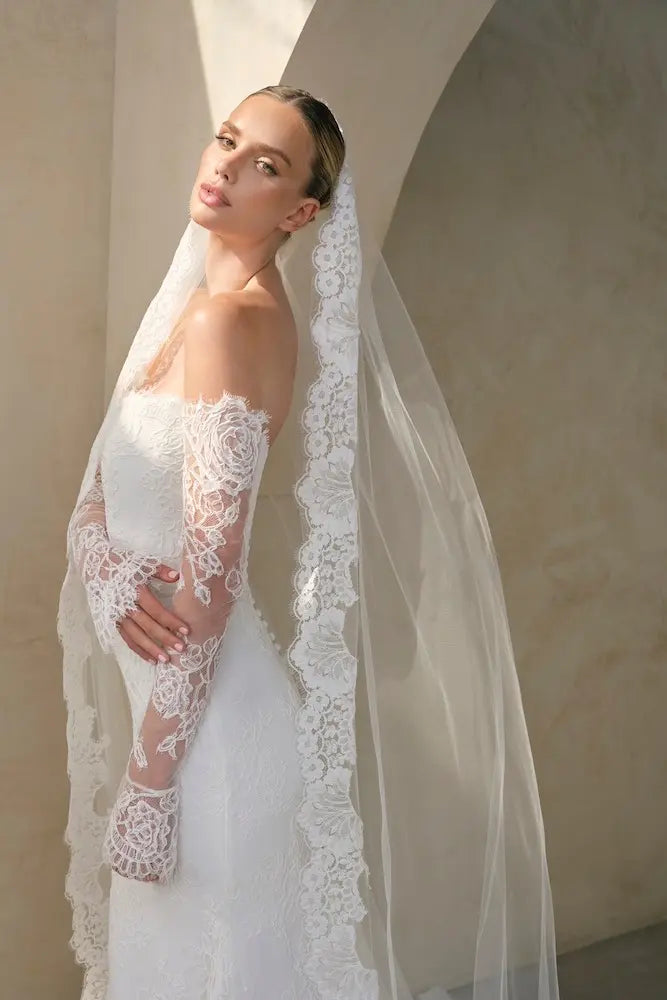 Designer wedding dresses Suzanne Neville Saphira