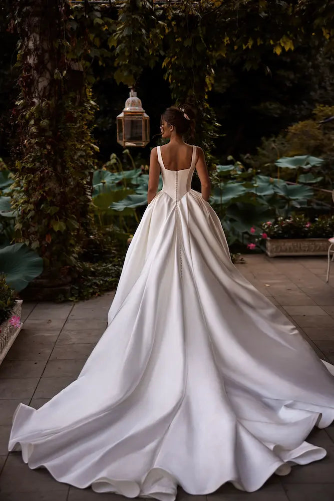 
                  
                    Milla by LORENZO ROSSI Ermana
                  
                