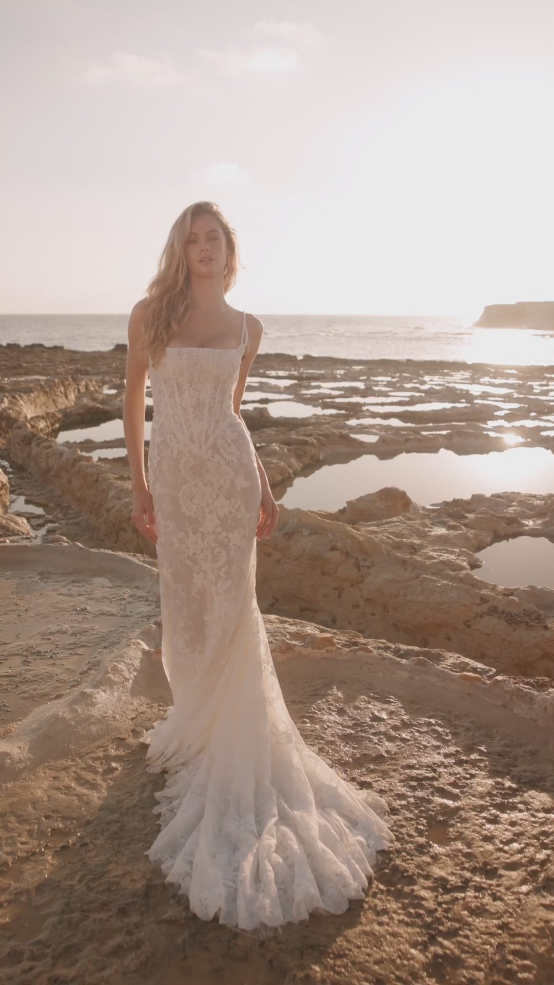 Designer wedding dress Eva Lendel Cher