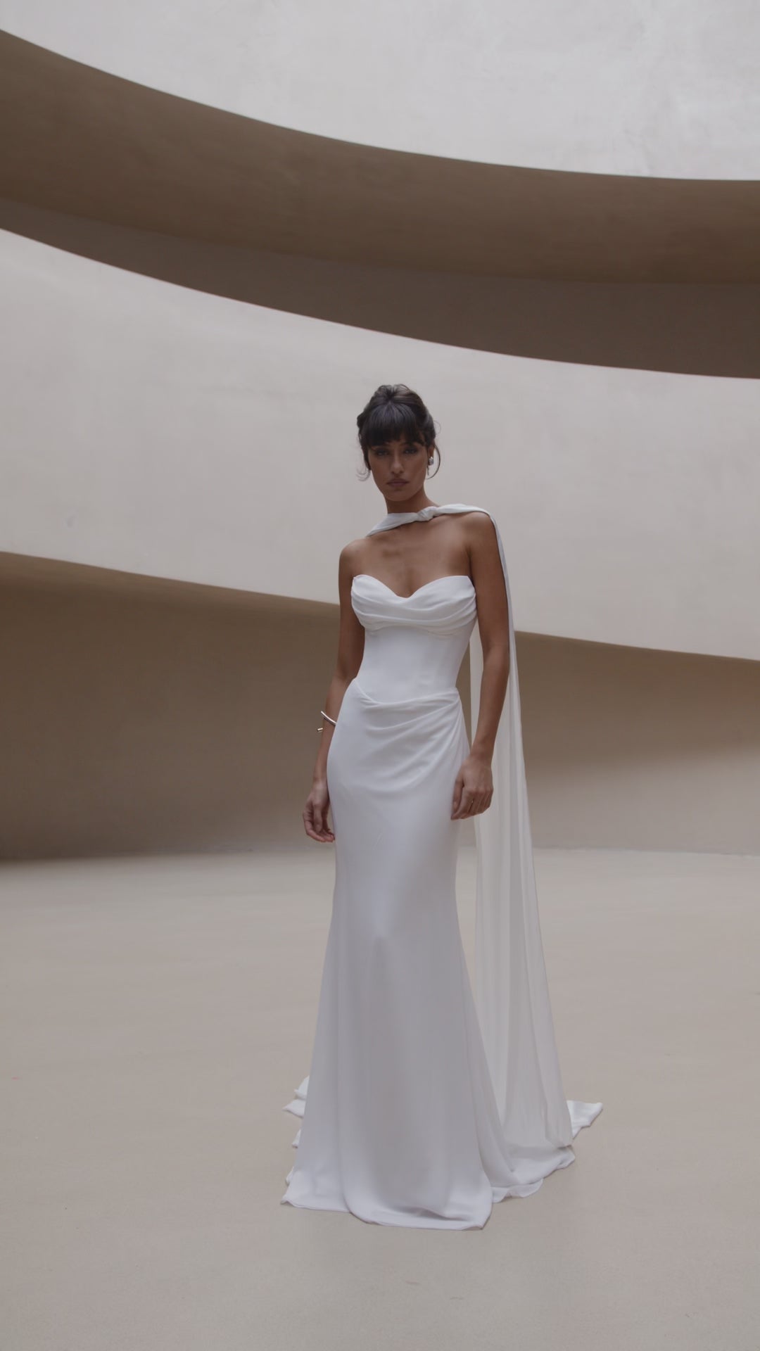 Milla Nova White and Lace Charelle