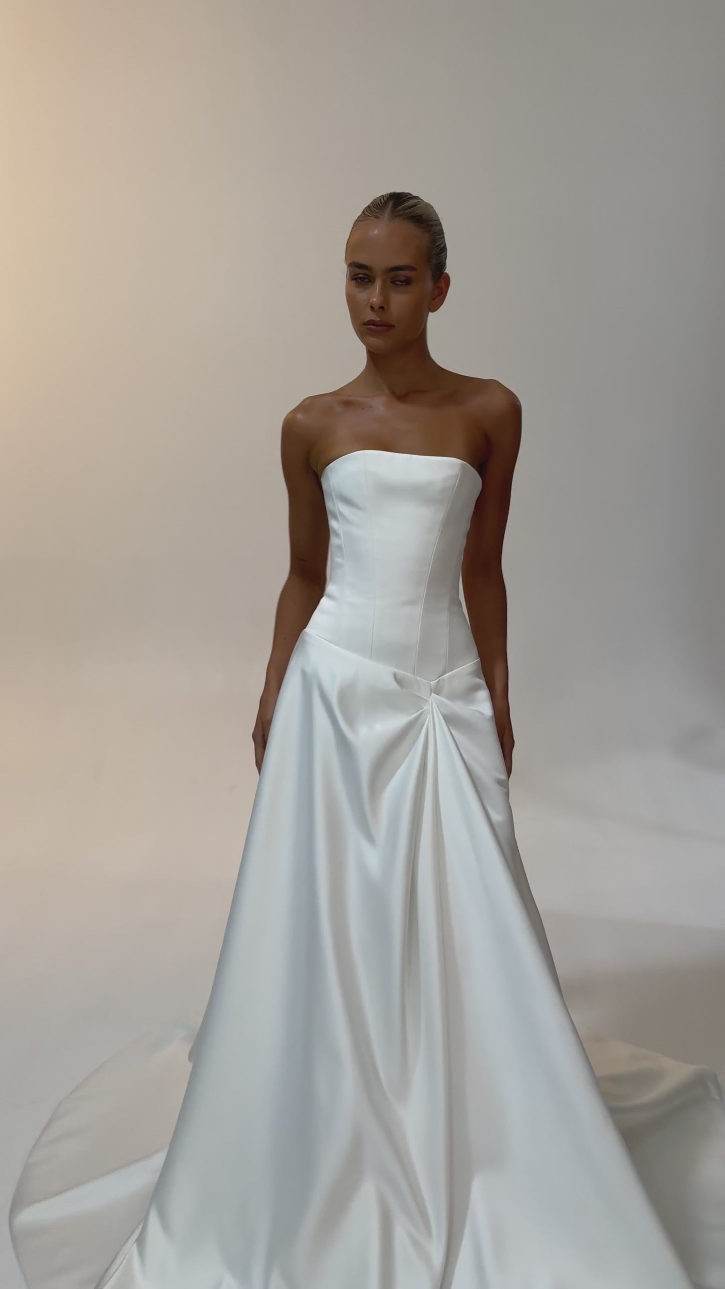 KYHA BRIDE ASPEN WEDDING DRESS