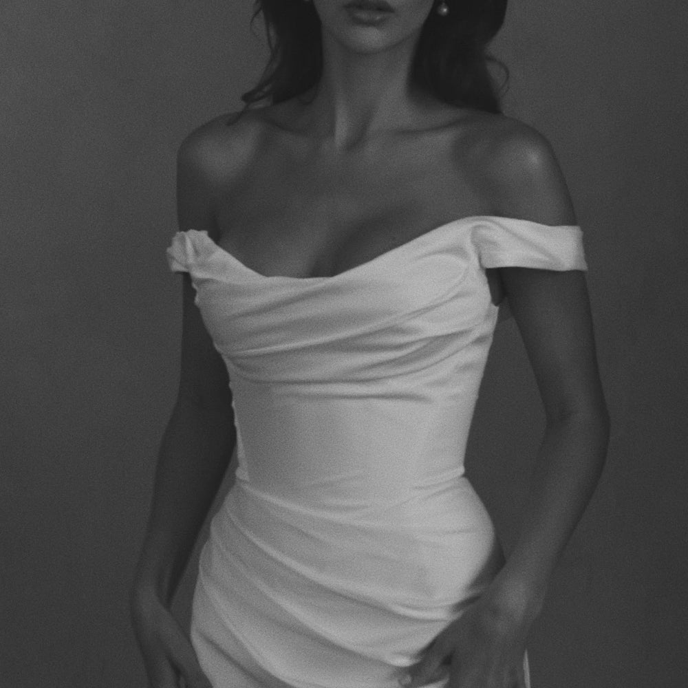
                  
                    Load and play video in Gallery viewer, Trish Peng Lydia Wedding Dress
                  
                