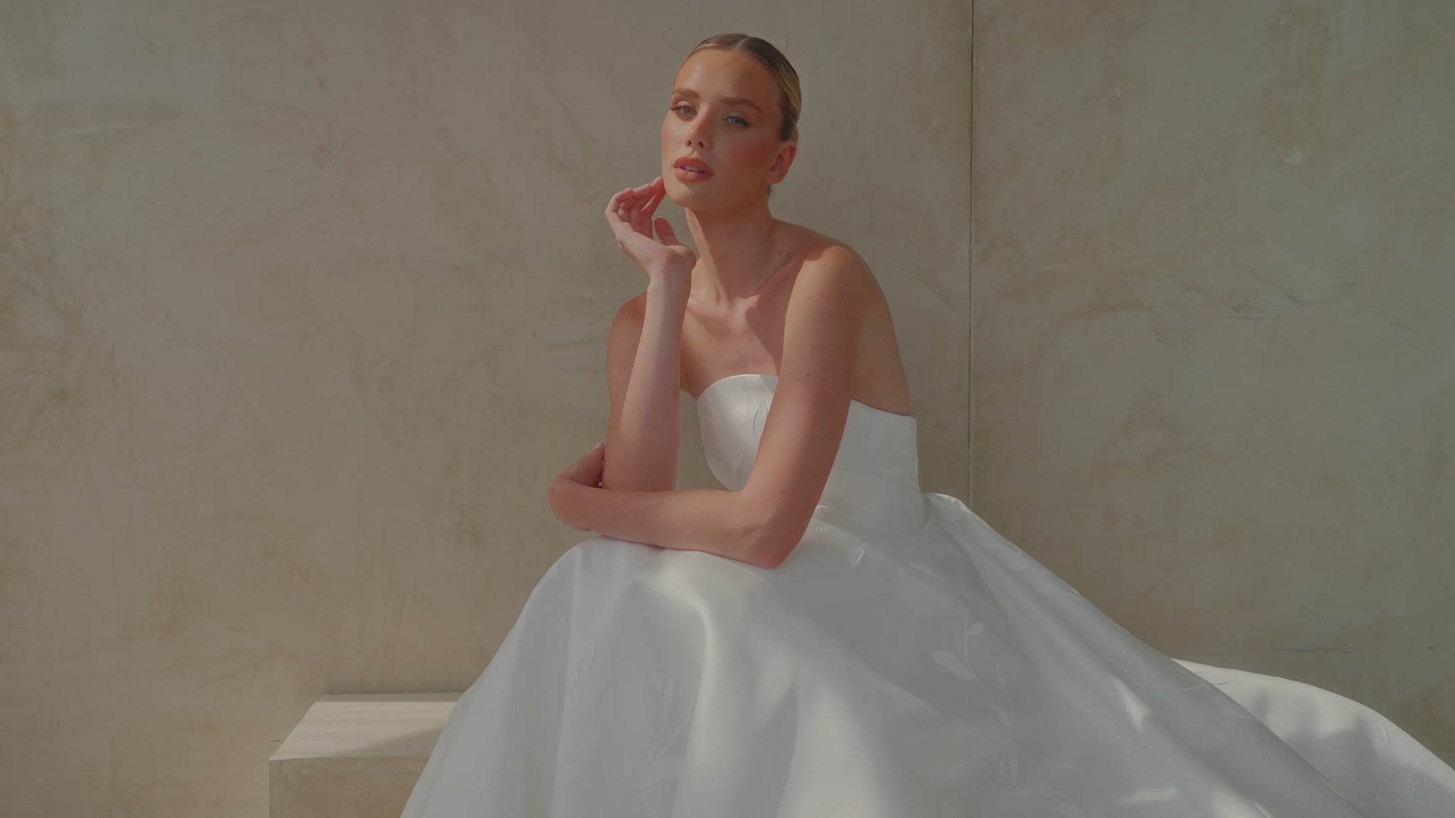 Suzanne Neville designer wedding dresses
