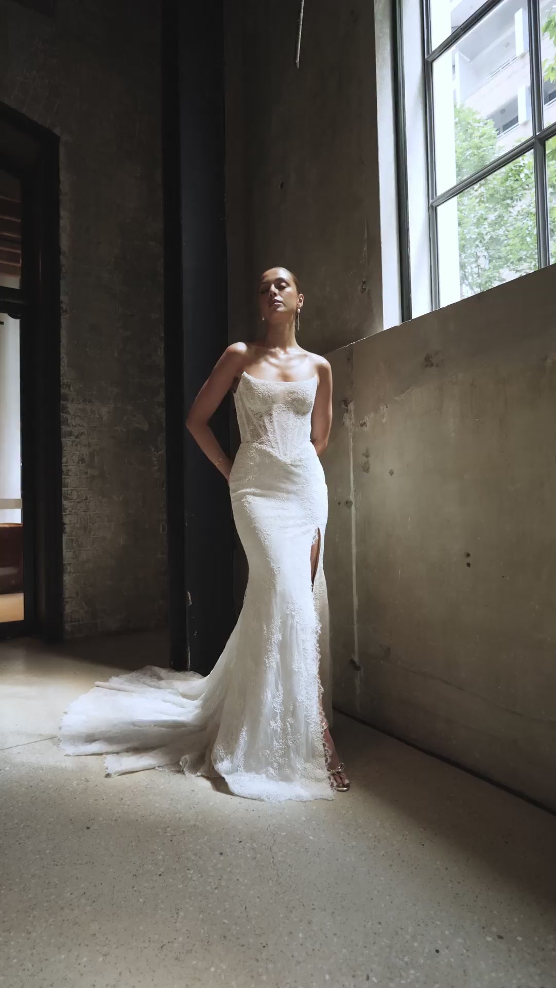 Alena Leena Alyssum Wedding Dress