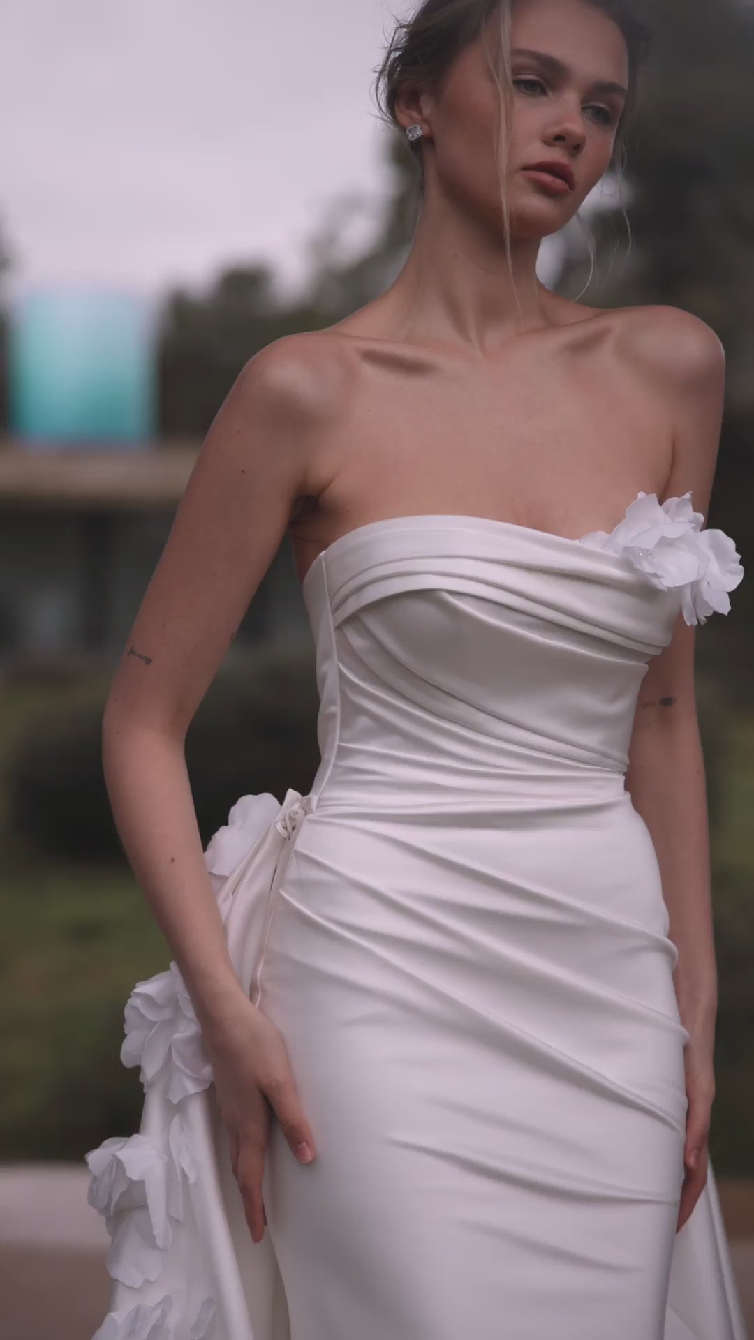 Eva Lendel Capella Weedding Dress