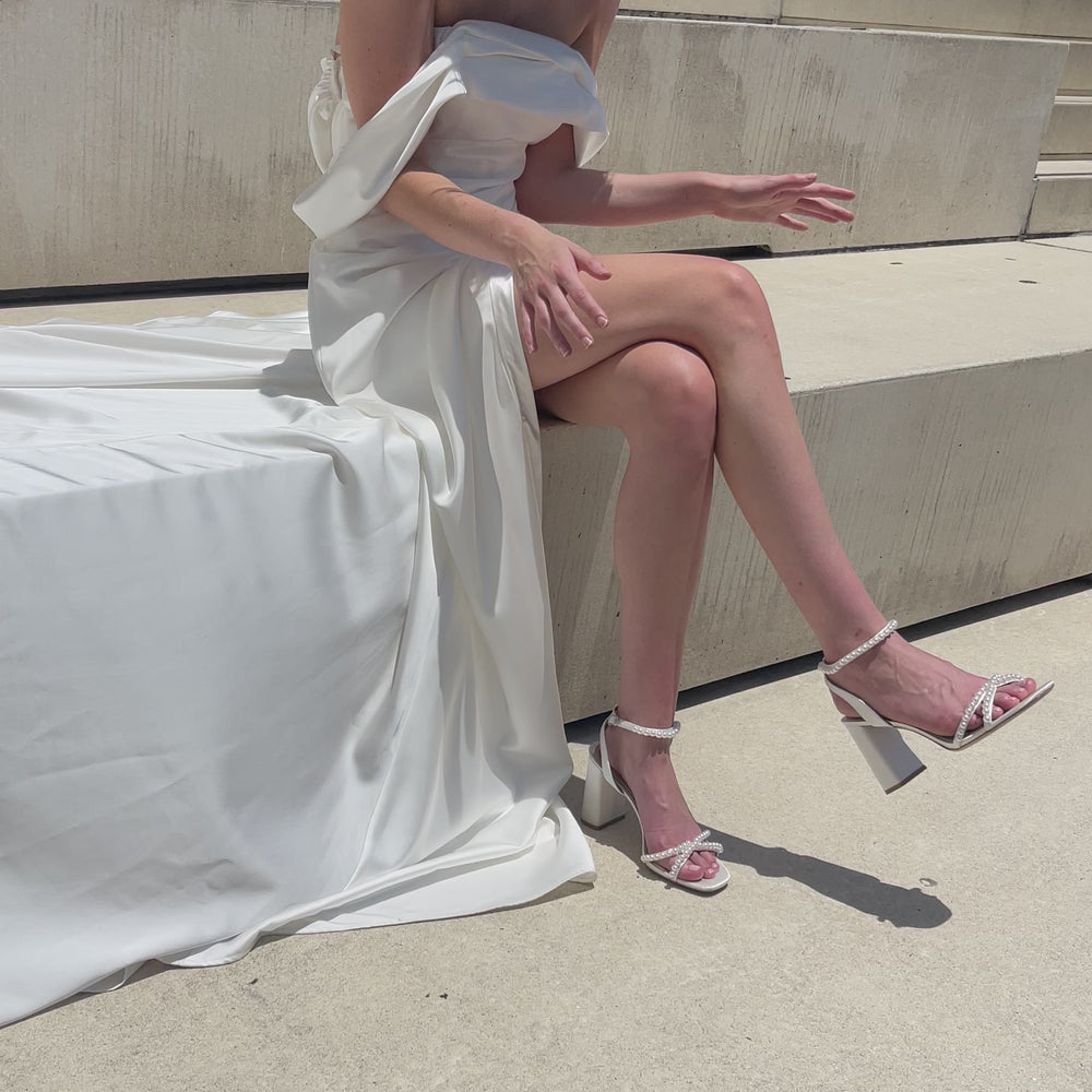
                  
                    Load and play video in Gallery viewer, Harlo Emma Evie Wedding Shoes
                  
                