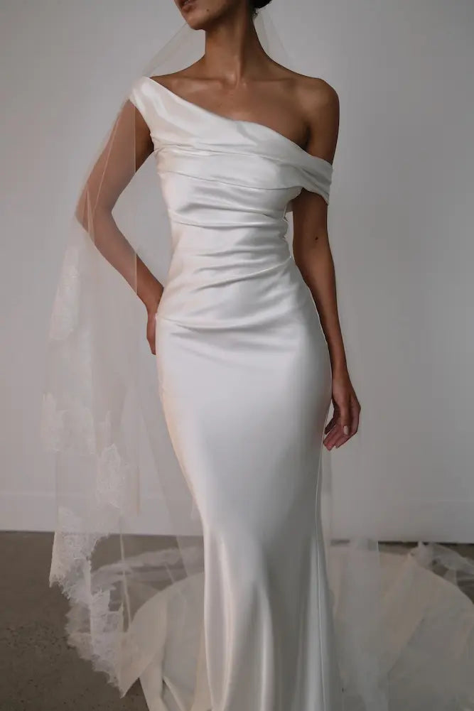 KYHA Bride Fox