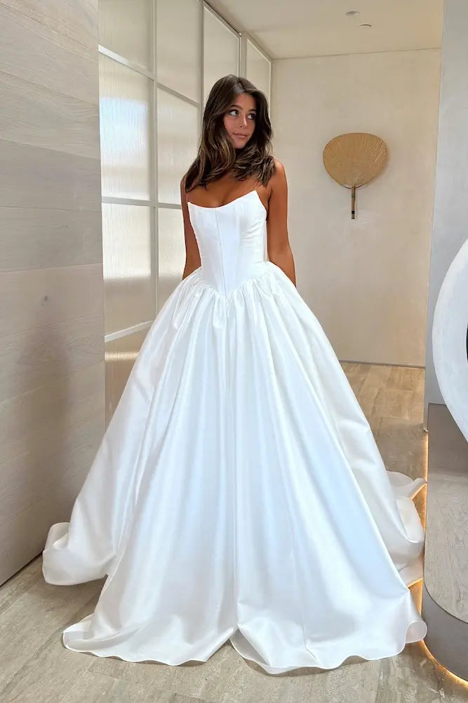 
                  
                    KYHA BRIDE MILES
                  
                