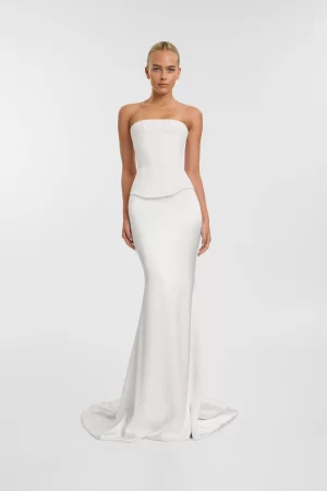 wedding-dress-newcastle-chosenbykyhavermont