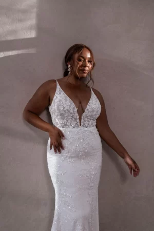 curvy-bride-wedding-dress-size-18-to-30-madewithlovecameron