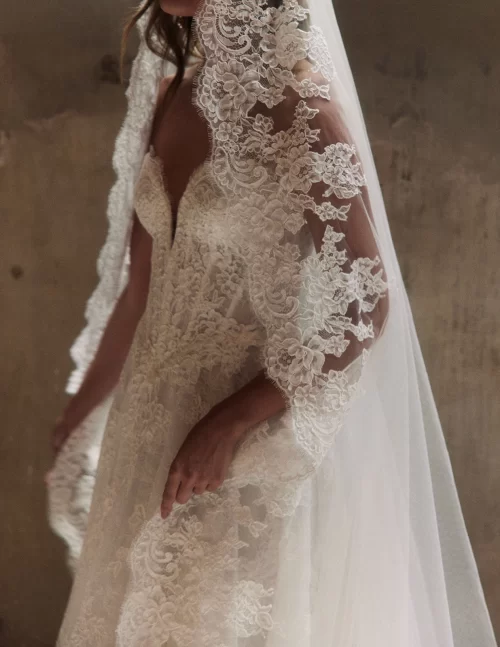 wedding-shop-newcastle-alenaleenaiberisveil-1