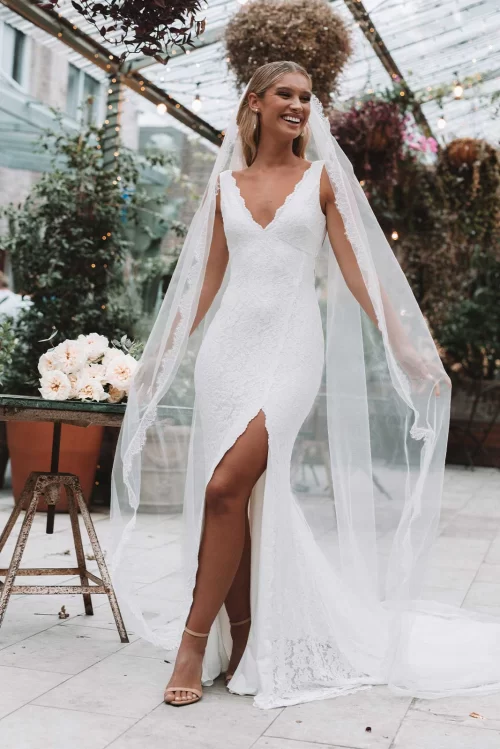 wedding-shop-newcastle-graceloveslacelumiveil